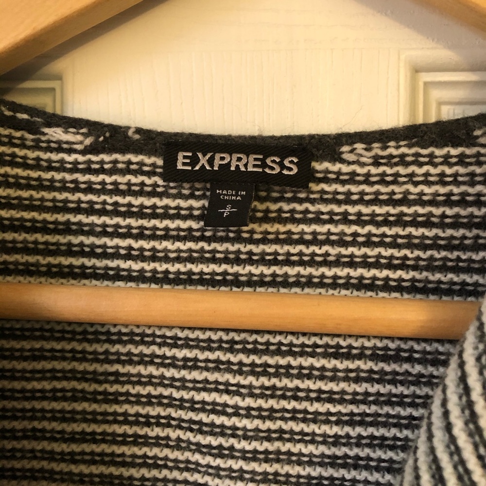 Express black and white sweater - Picture 2 of 4